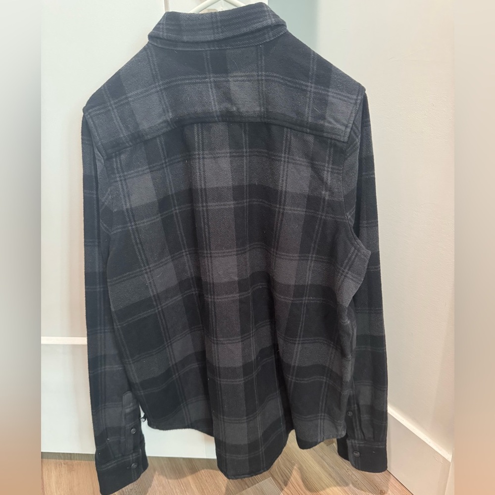 NWOT Mountain Hardwear Thick Flannel Shirt - Picture 3 of 3